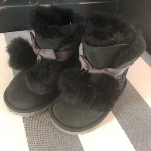 Authentic toddler black uggs